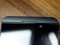 全触控商务机 黑莓Z10商家报价6400元测评
